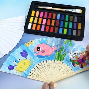 Abanicos de bambú de mano, decoración de boda DIY plegable, estilo tallado para fiestas de verano y tema de amor de baile - Product Image 5
