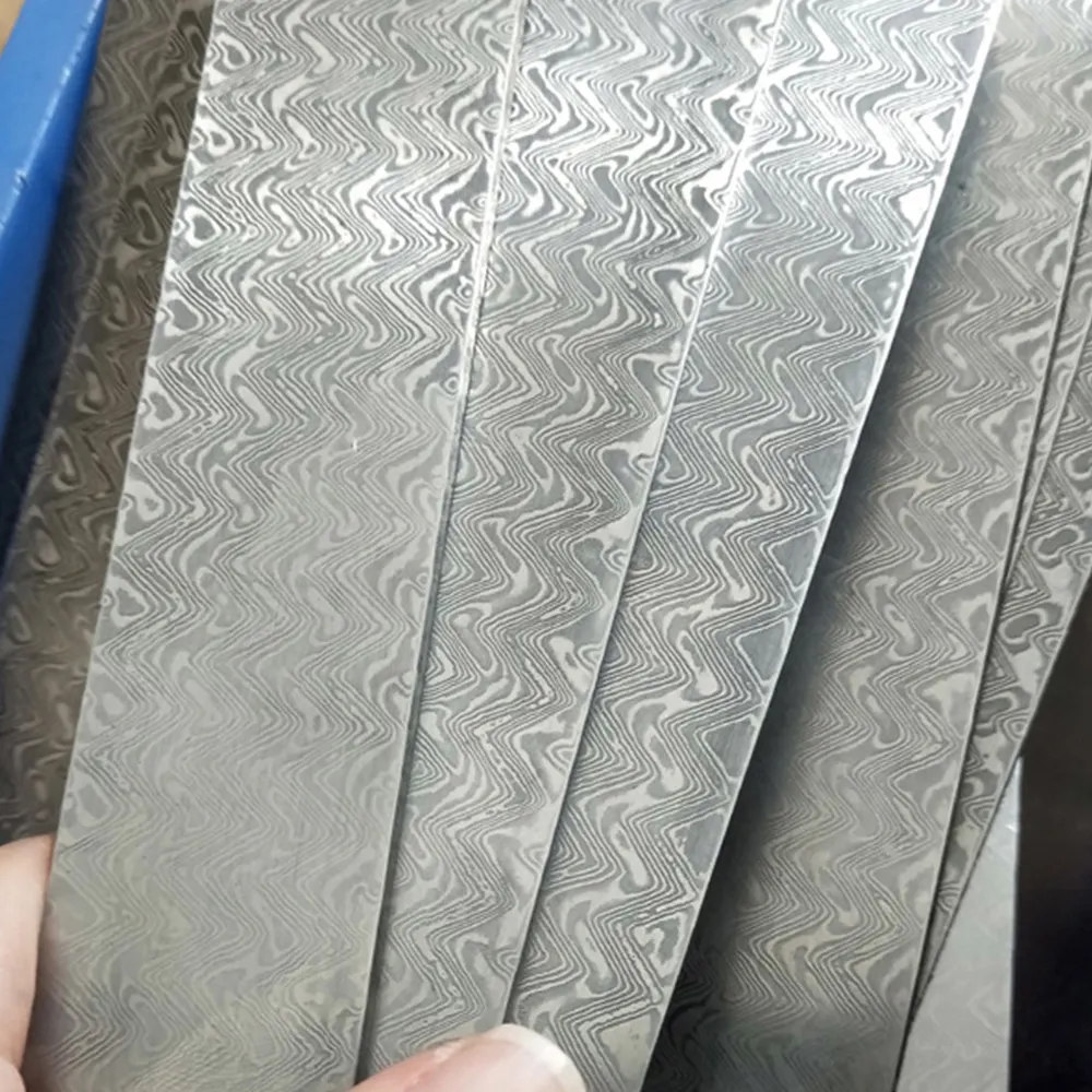 Stokta bıçaklar yapmak için dövme el yapımı şam kütük Bar profesyonel şam boş 67 katmanlar VG10 şam çelik kütükler