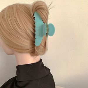 BELLE WORLD Customizable Solid Gold Label Sweet <strong>Girlish</strong> Acetate Hair Claw Elegant High-Quality Shark Clip Hairpins for Women - Product Image 3