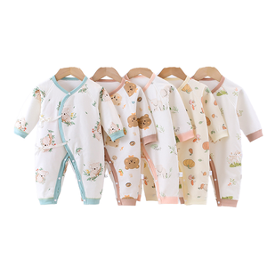 เสื้อผ้าเด็กแรกเกิดใส่ได้ทั้งชายและหญิงเสื้อผ้าลำลองผ้าฝ้ายบางๆมีกระดุมคล้ายกับ100% ผูกผีเสื้อไร้รอยต่อฤดูใบไม้ร่วงฤดู<span class=keywords><strong>หนาว</strong></span> - Product Image 1