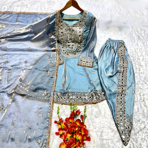 Ensemble Salwar Kurta en soie brodée avec des motifs miroir bleu clair pour femmes, avec palazzo et dupatta - Product Image 1