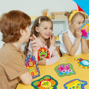 Ensemble <span class=keywords><strong>de</strong></span> cartes à lacer Contes <span class=keywords><strong>de</strong></span> fées, Jouets double face <span class=keywords><strong>Princesse</strong></span> et Prince, Activité éducative <span class=keywords><strong>de</strong></span> lacer pour la coordination œil-main - Product Image 3