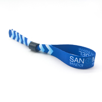 Bracelets en tissu polyester personnalisés imprimés par sublimation pour événements et fêtes, avec fermoir en plastique