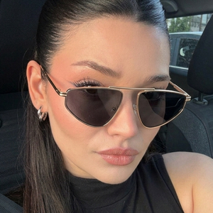 Custom Logo 2026 Fashion Luxury Triangle <b>Shades</b> <b>Sun</b> Glasses UV400 Metal Cat Eye Sunglasses for Women - Product Image 1