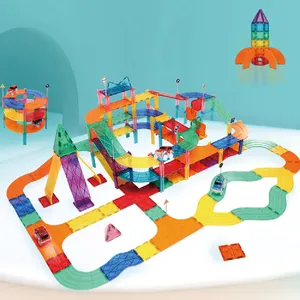 Blocs de construction magnétiques ODM/OEM outils éducatifs STEM 55 pièces à 116 pièces jeu de course de voiture de course à la maison carreaux magnétiques pour les enfants