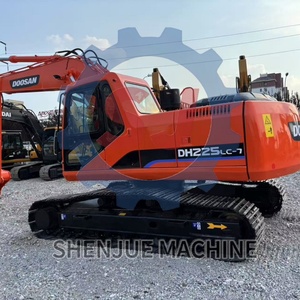 รถขุดดิน Doosan DH225LC-7 มือสองนำเข้าจากเกาหลี น้ำหนัก 22.5 ตัน / รถขุดดินสำหรับงานหนัก / รถขุดดินแบบตีนตะขาบยาวพิเศษ - Product Image 2