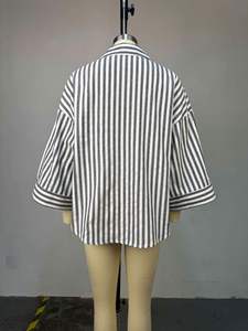 เสื้อเชิ้ตป๊อปลินแม็กซ์ฟรี แขนสามส่วน ทรงหลวม ปกคอพับ สีพื้น ใส่ได้ทุกฤดู - Product Image 5