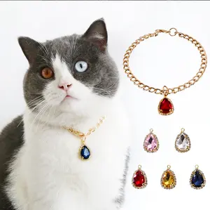 2022 New Fashion Luxury Bling Crystal Pet Designer Dog Cat Necklace Adjustable Diamond Pendant Pet Collar