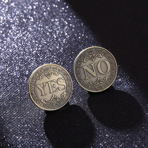 Monedas conmemorativas a granel Choice-Maker-Fichas de decisión de aleación de zinc chapadas en oro de doble cara SÍ/NO para eventos corporativos - Product Image 1