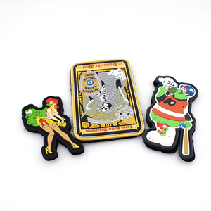 Parches para coser de PVC suave de diseño personalizado, fieltro bordado de encaje de flor de corazón 3D para ropa y sombrero, parches de goma para planchar - Product Image 4