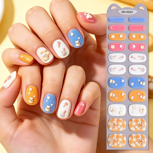 Autocollants pour ongles en gel 3D mignons, non toxiques, sans UV, pour enfants, motifs ours, empreintes de pattes, tulipes, fouets, couleurs pastel, personnalisables OEM ODM, pour fêtes d'enfants - Product Image 1