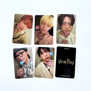 Offre Spéciale &TEAM WE on FIRE HD Photocards Cosplay Cartes LOMO Brillantes Double Face K FUMA EJ YUMA JO HARUA TAKI MAKI Carte Postale - Product Image 4