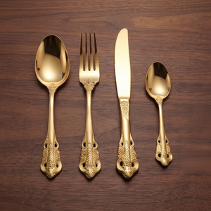 Ensemble de couverts Royal Design en acier inoxydable plaqué or, parfait pour une table à manger élégante, coffret cadeau et restaurant - Product Image 1
