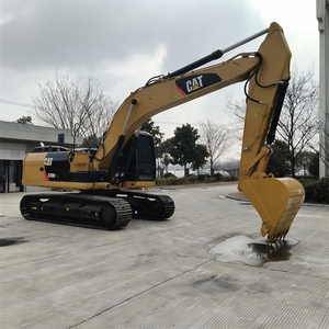 Excavatrice sur chenilles CAT320D2L d'occasion de haute qualité, poids opérationnel de 20 tonnes, avec moteur et pompe en stock pour une livraison immédiate - Product Image 2