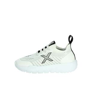 Zapatillas sin cordones para niños Munich, blancas y negras, talla 29, de lona, modernas. - Product Image 1