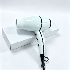 Sèche-cheveux professionnel électrique compact 2400W, pliable, multi-températures réglables, avec protection de sécurité à 3 niveaux et technologie ionique, idéal pour hôtels et salons de coiffure. - Product Image 6