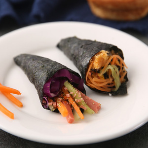 Moule à sushi Temaki facile à utiliser, de qualité alimentaire, réutilisable, pour la préparation de sushi <span class=keywords><strong>maison</strong></span> et la <span class=keywords><strong>cuisine</strong></span> <span class=keywords><strong>japonaise</strong></span>. - Product Image 3
