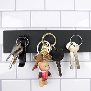 Barre magnétique porte-outils internationale multi-usage murale 10 pouces en silicone noir - Product Image 5