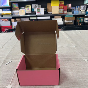 บรรจุภัณฑ์กระดาษลูกฟูกสีชมพูรีไซเคิลแบบกำห<span class=keywords><strong>น</strong></span>ดเอง พิมพ์สี่สีเคลือบยูวี ตัดแบบไดคัท สำหรับของขวัญและงา<span class=keywords><strong>น</strong></span>ฝีมือ - Product Image 2