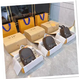 中国供应商代理采购各种产品女包鞋带帽子围巾等各种产品