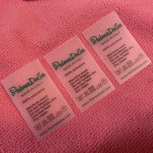 Etiqueta Transparente de TPU con Logotipo Dorado de Alta Elasticidad, Etiquetas de TPU de Plástico Transparente con <span class=keywords><strong>Instrucciones</strong></span> de Cuidado en Color Dorado Impresas y Lavables para Trajes de Baño - Product Image 6