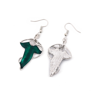Accessoires de mode pour <span class=keywords><strong>le</strong></span> cinéma et la télévision, style européen et américain, thème Seigneur <span class=keywords><strong>des</strong></span> <span class=keywords><strong>Anneaux</strong></span>, comprenant : Broche feuille d'elfe, Collier, Chaîne de liaison et Ensemble de boucles d'oreilles double usage - Product Image 6