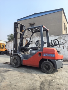 Chariot élévateur à essence 8FG30 2.5ton 3 Ton 3.5 Ton 5 Ton 2stage 4 meters Side Shifter Japanese Engine Brand lpg Gas Forklift for sale - Product Image 3