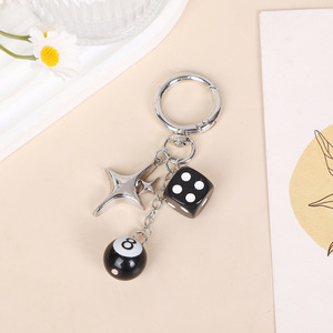 Portachiavi Creativo Classico Nero con 8 Dadi, Ciondolo Portafortuna Rosa a Stella, Charm per Borsa, Regalo, Ciondolo per Zaino, Kerring - Product Image 4