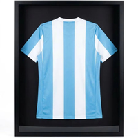 Vitrine de présentation de maillot de football en MDF durable, faite à la main, 45x60cm, avec impression UV et passe-partout, pour collection de fans