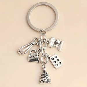 Porte-clés en alliage couleur argent, design tasse à mesurer de mixeur classique, outil de cuisine, fait main, cadeau idéal pour les amateurs de cuisine, bijou - Product Image 4