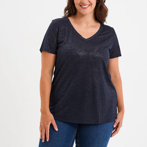 Camiseta Ligera Informal con Logotipo, Cuello en V, Manga Corta, Talla Grande para Mujer, Tela Suave y Fluida, Ecológica, Transpirable, Ajuste Cómodo para Todos - Product Image 2