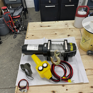 Innovative <strong>Electric</strong> Car <strong>Winch</strong> <strong>12V</strong>/24V Steel Wire Rope with Remote Wireless Control 10m Lifting Height for Autos - Product Image 4