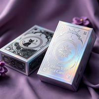 Boîte de jeu de tarot personnalisée OEM avec estampage doré, design personnalisé, cadeau promotionnel pour le divertissement familial et la méditation