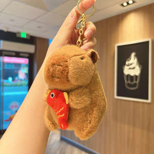 Porte-clés en peluche Capybara avec design de saucisse grillée et poisson Koi, breloque de sac en peluche Kawaii pour cadeau et décoration - Product Image 5