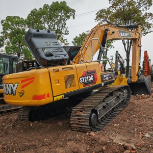 Excavatrice SANY SY215C SY215 d'occasion, 21 tonnes, godet de 0,8 m, chenilles de 600 mm, marque japonaise, moteur Isuzu, moteur hydraulique et engrenages à vendre - Product Image 1