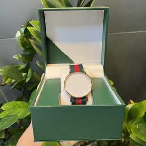 Boîte à montre de luxe en cuir vert personnalisée avec logo, directement de l'usine, boîte cadeau en cuir vert personnalisée pour montres de luxe - Product Image 3