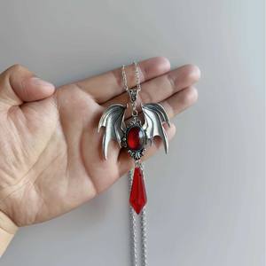 빈티지 고딕 바로크 루비 크리스탈 목걸이 박쥐 날개 디자인 피가로 나비 패턴 빅토리아 스타일 대체 패션 - Product Image 3