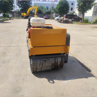 Compacteur routier vibrant à double tambour et double entraînement, autopropulsé, 540 kg