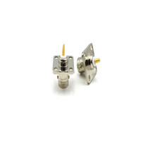Connecteur RF BNC femelle à 4 trous pour montage sur panneau/châssis, contact en cuivre à souder sur circuit imprimé