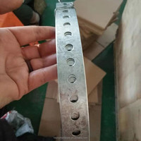 Bande de cerclage perforée en acier galvanisé antirouille en bobine pour la suspension de grilles de plafond et de conduits d'atelier, vente en gros, ISO9001