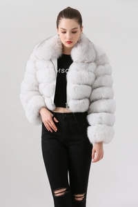 <span class=keywords><strong>Black</strong></span> <span class=keywords><strong>friday</strong></span> vente QC20045 nouveauté couleur personnalisée grande taille mode femmes hiver manteau de fourrure de renard veste de fourrure naturelle courte - Product Image 5