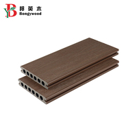 Nouveau design Co Extrusion Bois Plastique Composite Terrasse WPC Plancher de terrasse Extérieur WPC Terrasse