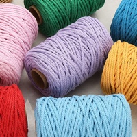 Cordon en coton cardé coloré teinté de 4 mm pour le bricolage, la tapisserie faite à la main, le matériel de suspension murale