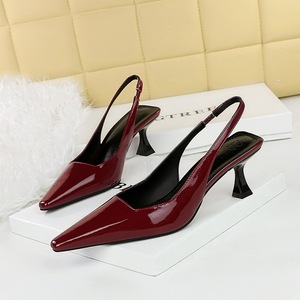 Sandales tendance couleur unie à talon bas pour femme, sexy, style slingback, été 2024 - Product Image 1