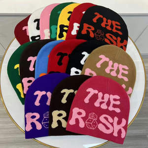 남성과 여성 모두를 위한 맞춤형 로고가 있는 겨울 고품질 멀티 컬러 블록 니트 브림리스 비니 - Product Image 5