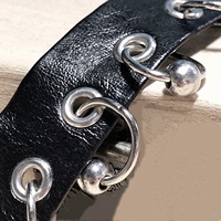 Ceinture circulaire en cuir PU de couleur unie avec œillets, perles cousues à la main, anneaux et garniture à pompons pour jupes de danse, bagages et vêtements