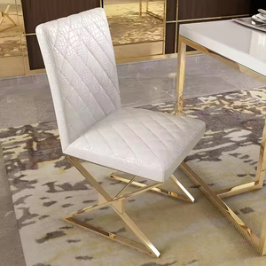 Chaises de salle à manger en acier inoxydable doré avec revêtement en cuir noir pour hôtels, mariages et événements (vente en gros) - Product Image 2