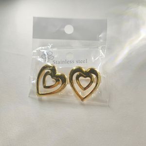 Orecchini in Acciaio Inossidabile Semplici e alla Moda, Placcati in Oro, Eleganti e Lussuosi, Resistenti allo Sbiadimento, Vendita all'Ingrosso, Design Floreale e Geometrico - Product Image 4