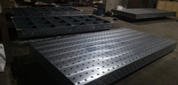 Table de soudage 3D robuste pour la soudure de bases et de châssis de machines industrielles