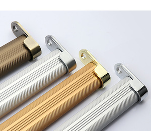 Vente en gros usine : Supports de tringle en alliage simple, tringles de suspension en alliage de zinc, fixation murale détachable, quincaillerie essentielle pour armoire GQK - Product Image 1